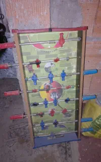 فوتبال دستی بازی وسرگرمی