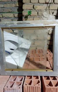 پنجره حمام