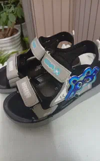 صندل بچگانه