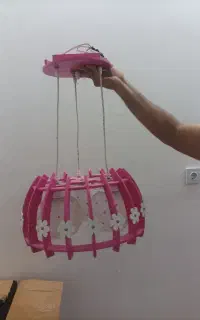 لوستر و دوتا چراغ