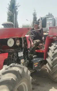 راننده و اپراتور ترینچر
