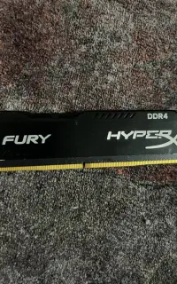 یک عدد رم ۴ گیگ ddr4