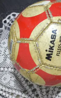 توپ فوتسال میکاسا