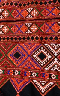 پارچه و چادر. زی آستین