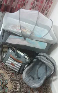 گهواره تخت نوزاد