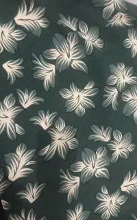پارچه بسیار نرم سبز زمردی