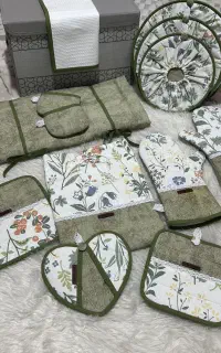 سرویس آشپزخانه 17 تکه کاربردی مناسب جهیزیه