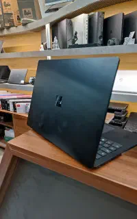 Microsoft Surface Laptop 4