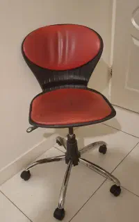 دو عدد صندلی مدل نیلپر