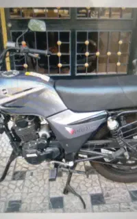 لاکی ۱۸۵سی سی  اس وای ام طرح باکسر