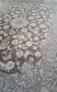 ۴تخته فرش به طورجفت جفت هستن۱۲۰۰شانه مناسب جهیزیه