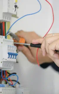 خدمات برق ساختمان