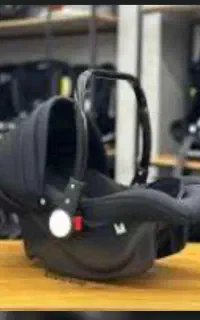 کریر بی بی لند