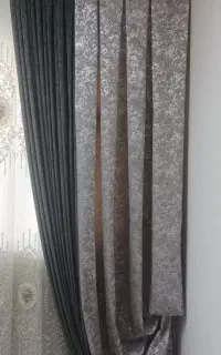 کنار پرده