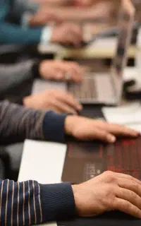 طراحی سایت و اپلیکیشن کاملا فعال روی اینترنت ملی