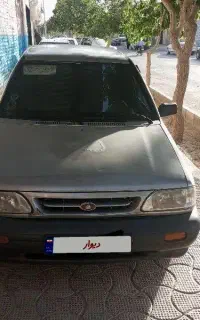 پراید نقره ای