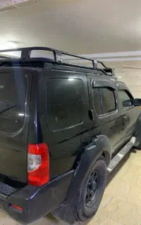 خودرو نیسان رونیز مدل ۸۳ دودنده