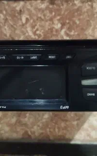 یک عدد ظبط خودروی سواری