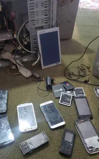 فروش گوشی خراب با کیس