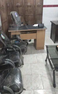 صندلی  و میز اداری