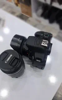 دوربین کنون 700D در حد آکبند