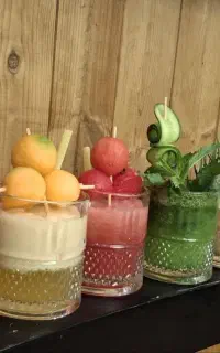 آبمیوه طبیعی برای تشریفات عروسی مجالس
