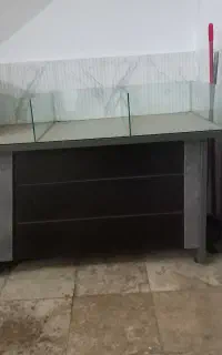 میز شرکتی به همراه باکس شیشه ای