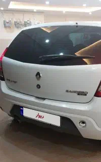 رنو ساندرو دنده ای