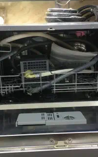 ماشین ظرفشویی درحد نو