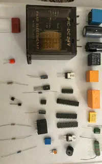قطعات الکترونیک ای سی ، رله ... ترانزیستور