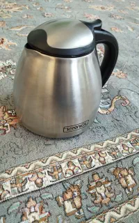 یک عدد قوری چای ساز نونو .