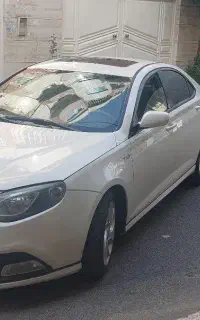 ام جی ۶ مگنت ۲۰۱۲ سفید بی رنگ