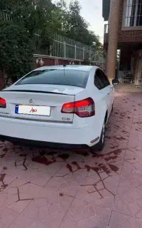 سیتروئن c5مدل 2011بدون رنگ