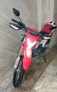 فلات CRF200