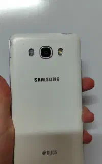 Samsung Galaxy J7 16 GB