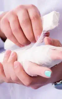 خدمات تخصصی پزشکی و پرستاری در منزل
