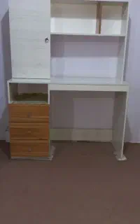 میز کتابخانه دار