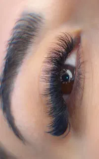 خدمات اکستنشن مژه،کاشت،لیفت(نمونه کار شخصی)