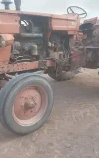 تراکتور رومانی مدل 64