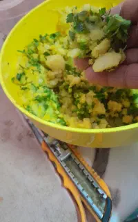 فروشنده خانم