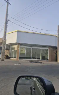 مغازه حاشیه خیابان مطهری