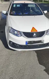 تعلیـم راننـدگی خانوما