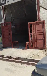 تولیدی انواع درب و پنجره های اهنی