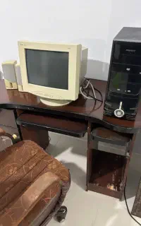 میز و صندلی کامپیوتر