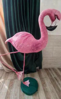 مجسمه فلامینگو ( ساخته شده با خمیر پاپیه ماشه )