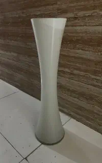 گلدان تزیینی پایه بلند