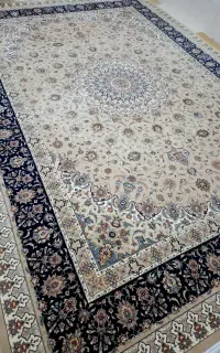 2عدد فرش9متری 1250شانه نخ ابریشم نوی نو
