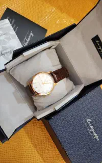 ساعت مونته گراپا ایتالیا