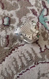 یه انگشتر کولکسیونی با وزن ۴۱گرم به فروش می رسد