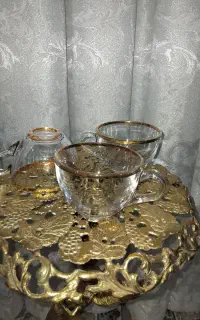 استکان خارجی‌ دورطلایی